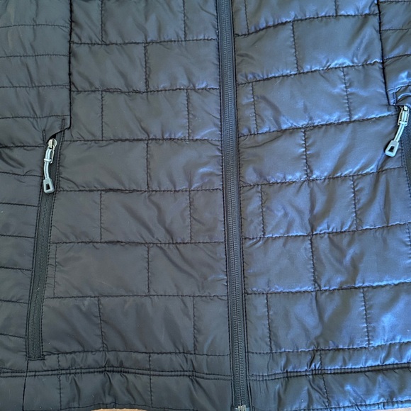 Patagonia Women’s Nano Puff Vest XS - Picture 5 of 9